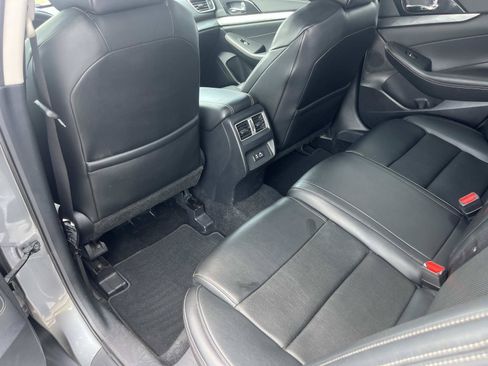 Used 2019 Nissan Maxima 3.5 SL w/ Floor Mat Group FWD image 18