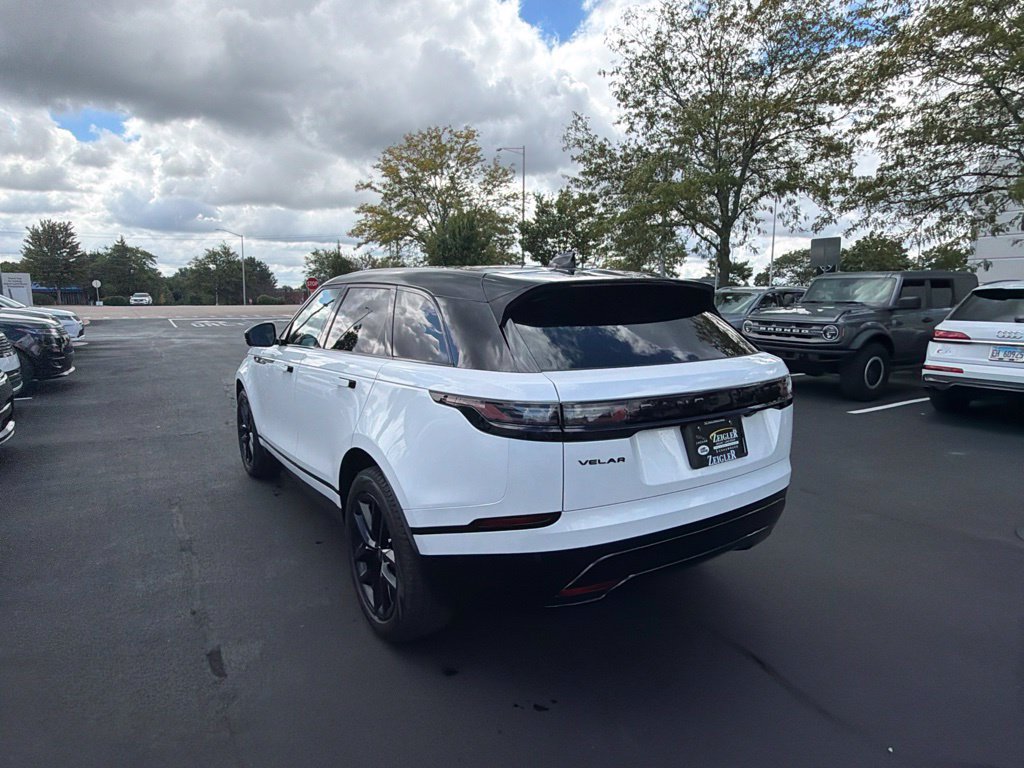 Used 2025 Land Rover Range Rover Velar Dynamic SE AWD/4WD image 3