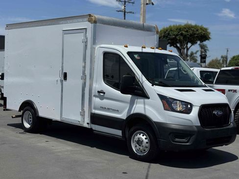 Used 2022 Ford Transit 350 DRW RWD image 8
