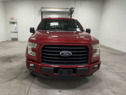 Used 2015 Ford F150 XLT w/ Equipment Group 302A Luxury AWD/4WD image 7