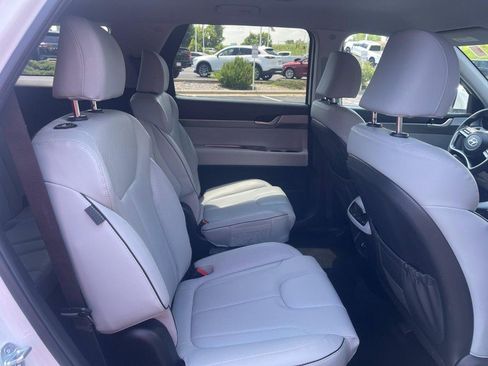 Used 2023 Hyundai Palisade SEL AWD/4WD image 12