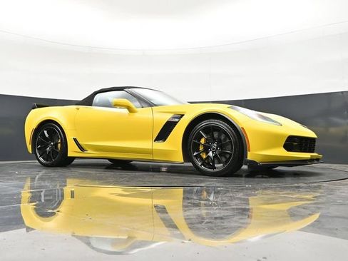 Used 2016 Chevrolet Corvette Z06 RWD image 40