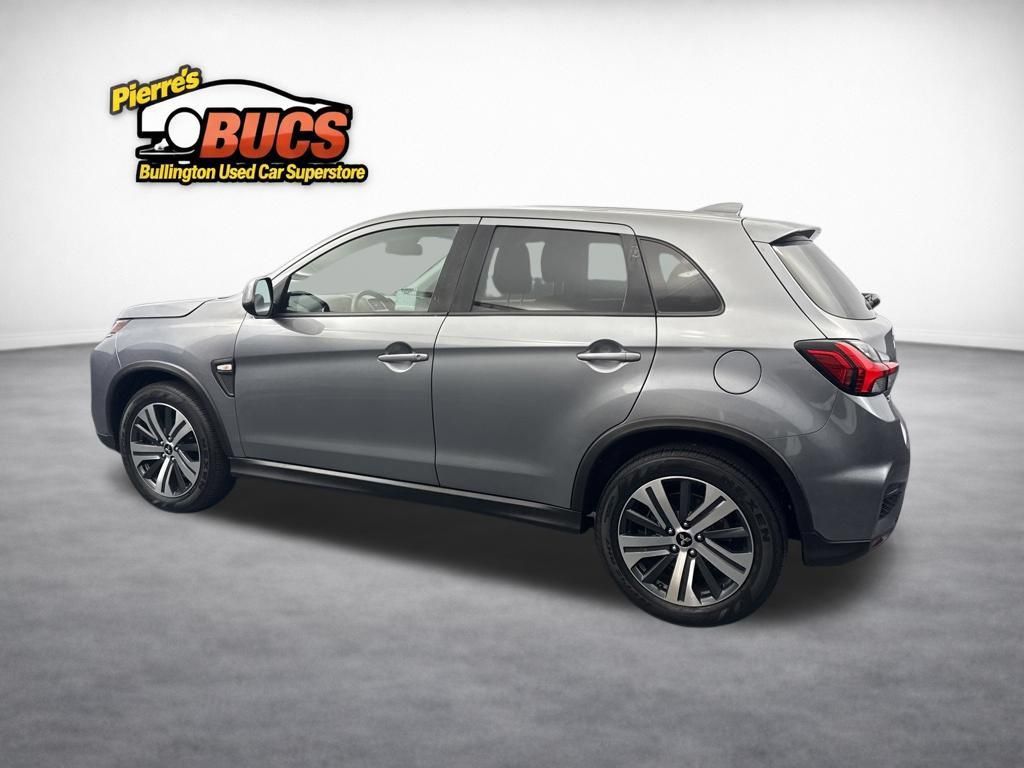 Used 2024 Mitsubishi Outlander Sport AWD image 3