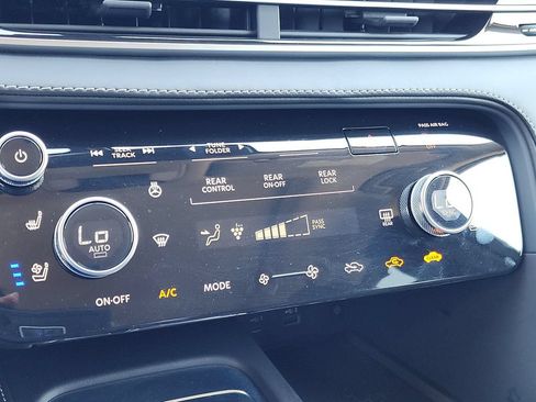 Used 2023 INFINITI QX60 Sensory w/ Vision Package FWD image 19