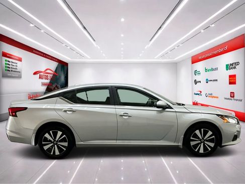 Used 2021 Nissan Altima 2.5 SV AWD/4WD image 8