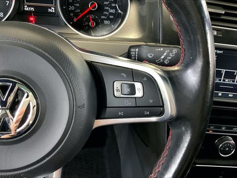 Used 2016 Volkswagen GTI SE w/ Lighting Package (SEL) FWD image 24