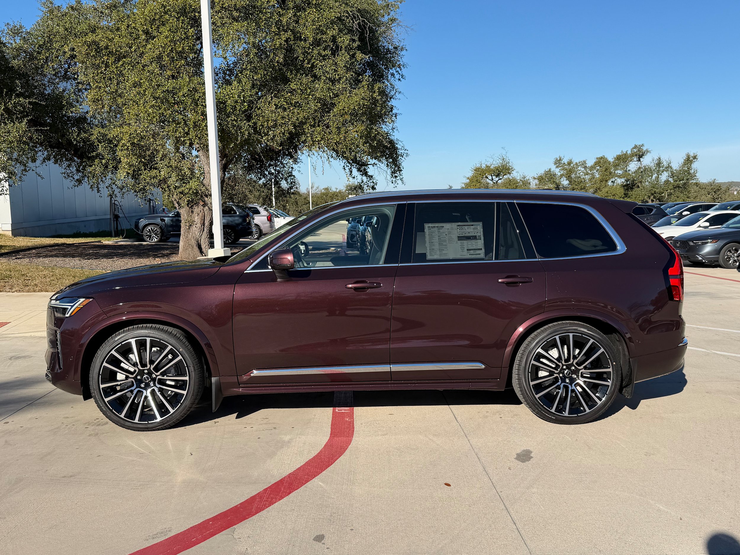 Used 2026 Volvo XC90 B6 Ultra w/ Lounge Package AWD/4WD image 3