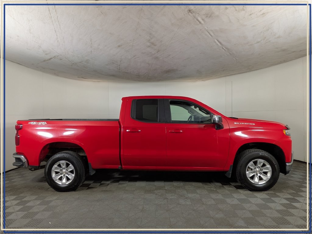 Certified 2021 Chevrolet Silverado 1500 LT AWD/4WD image 6