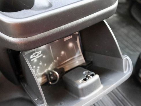 Used 2024 Chevrolet Express 2500 w/ Driver Convenience Package image 20