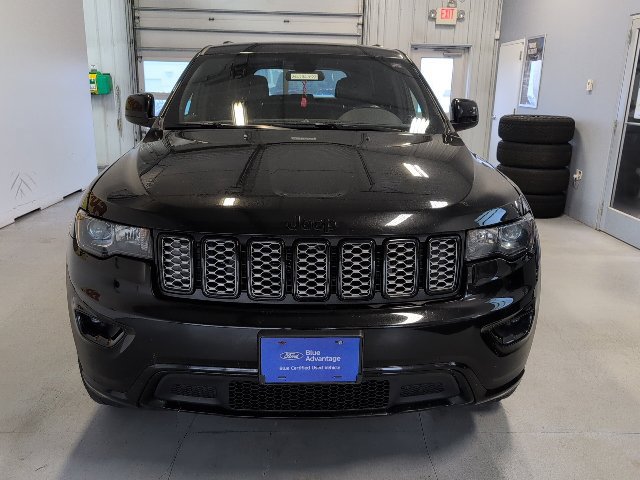 Used 2021 Jeep Grand Cherokee Laredo X AWD/4WD image 8