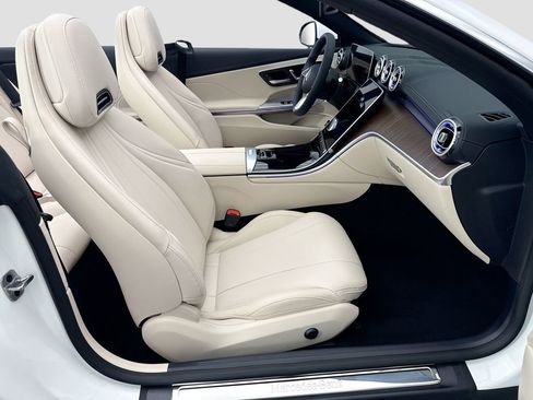 New 2026 Mercedes-Benz CLE 300 4MATIC Cabriolet image 18