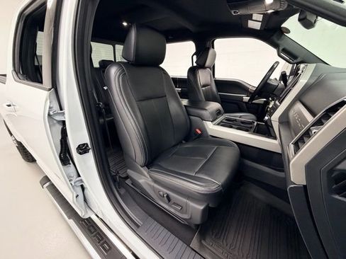 Used 2022 Ford F250 Lariat image 29