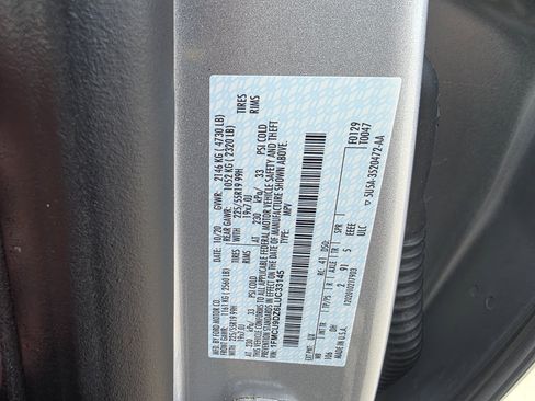 Used 2020 Ford Escape Titanium w/ Titanium Premium Package 2.0 image 28