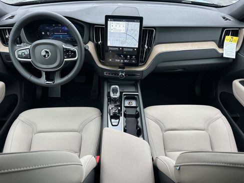 New 2026 Volvo XC60 B5 Core image 7