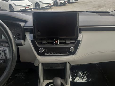 Used 2023 Toyota Corolla Cross L image 20