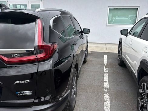 Used 2020 Honda CR-V Touring image 4