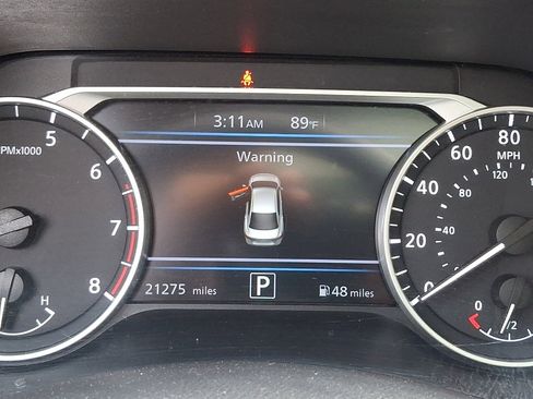 Used 2023 Nissan Sentra SV w/ SV Premium Package FWD image 21