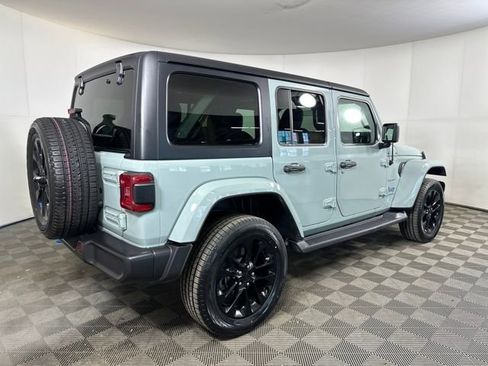 Used 2023 Jeep Wrangler Unlimited Sahara w/ Cold Weather Group image 3