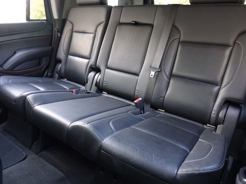 Used 2018 GMC Yukon SLT w/ Open Road Package image 12