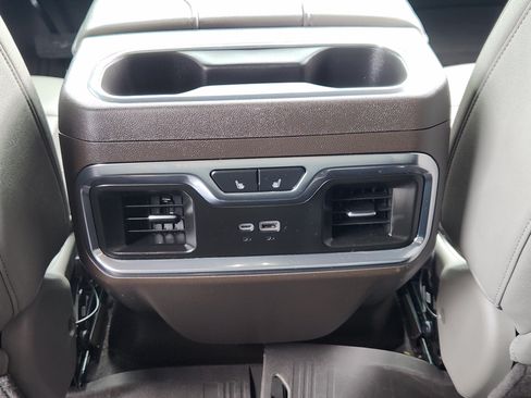 Used 2025 GMC Sierra 1500 SLT w/ SLT Premium Plus Package AWD/4WD image 32