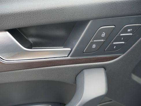 Certified 2023 Audi Q5 2.0T Premium w/ Convenience Package image 17