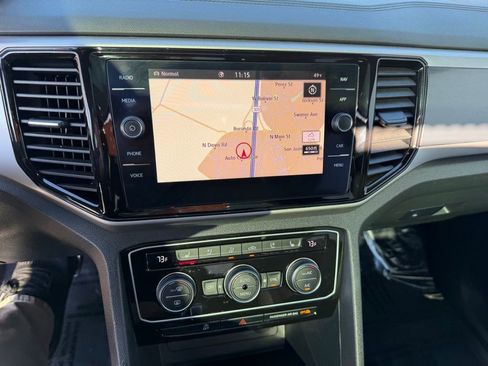 Used 2020 Volkswagen Atlas Cross Sport SEL Premium R-Line image 24