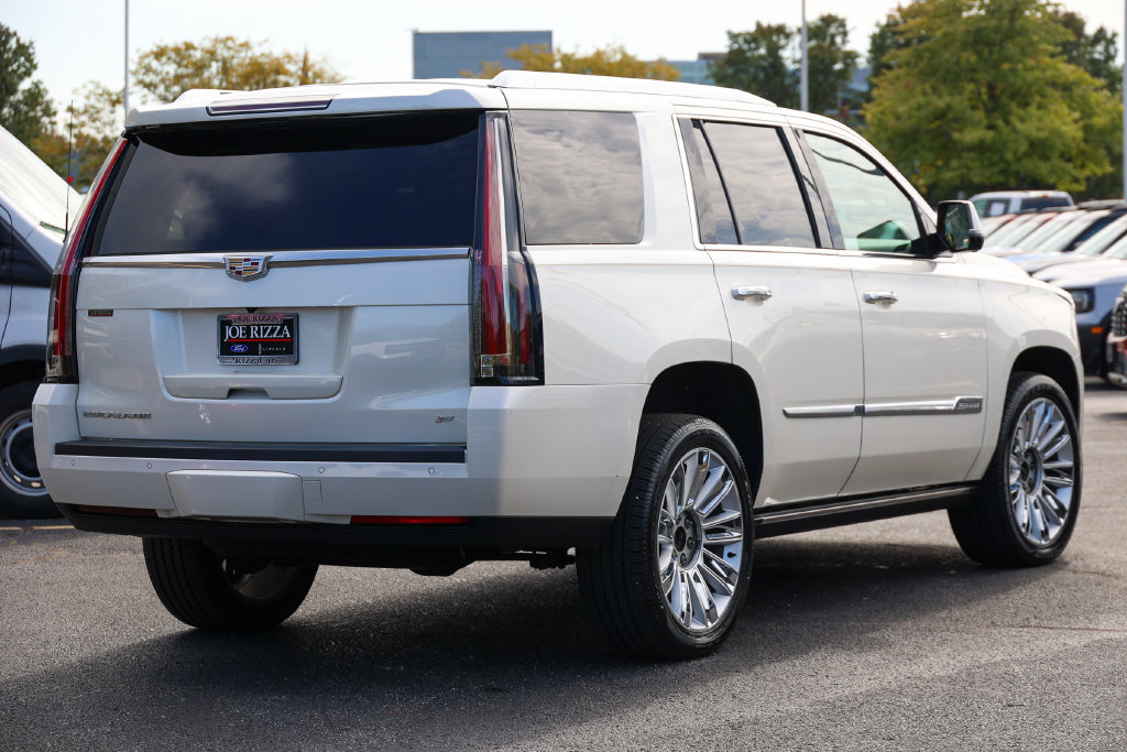 Used 2015 Cadillac Escalade Platinum AWD/4WD image 24