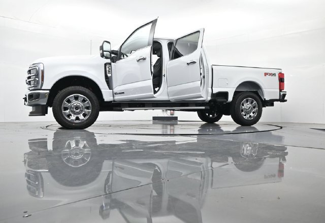 New 2026 Ford F350 Lariat w/ Chrome Package AWD/4WD image 58
