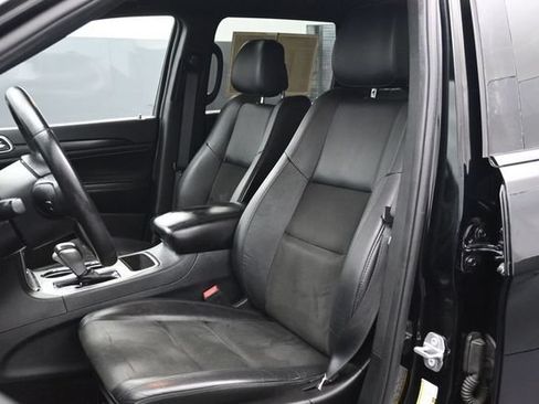 Used 2019 Jeep Grand Cherokee Altitude RWD image 5