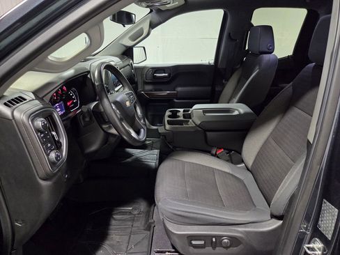 Used 2019 Chevrolet Silverado 1500 LT w/ All-Star Edition image 8