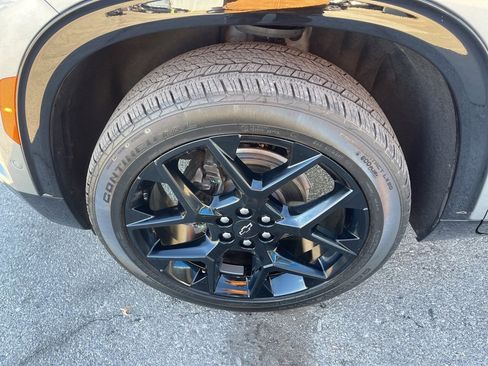 Certified 2024 Chevrolet Traverse RS w/ LPO, Floor Liner Package image 8