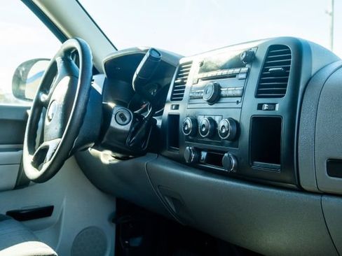 Used 2013 Chevrolet Silverado 1500 W/T w/ LS Package RWD image 19