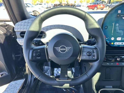 Used 2025 MINI Cooper S image 15