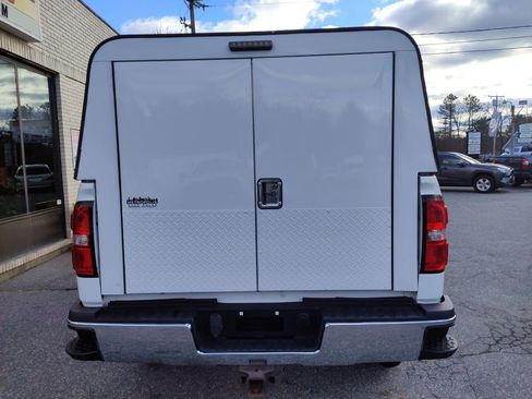 Used 2017 GMC Sierra 3500 2WD Regular Cab image 7