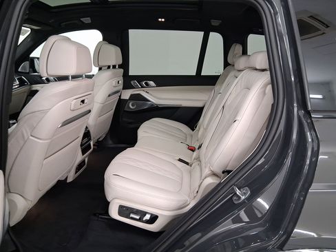 New 2026 BMW X7 M60i w/ Executive Package image 12