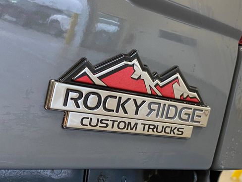 Used 2019 Ford F150 XL w/ Equipment Group 101A Mid AWD/4WD image 9