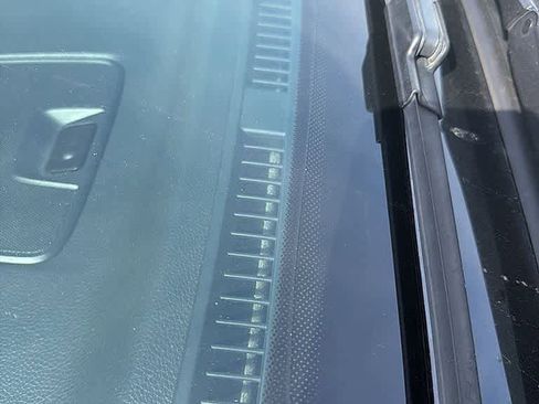 Used 2017 Honda CR-V Touring image 7