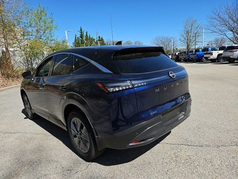 New 2025 Nissan Murano SL image 8