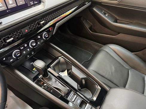 Used 2025 Honda Accord Sport image 15