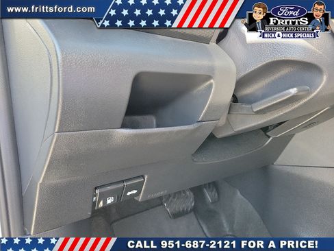 Used 2023 Nissan Kicks SV FWD image 11