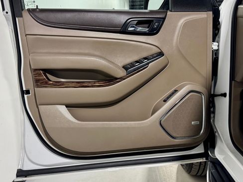 Used 2018 GMC Yukon SLT image 13