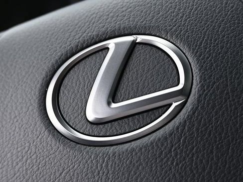 Used 2023 Lexus IS 350 F Sport w/ Handling Package RWD image 39