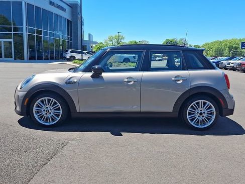 Used 2022 MINI Cooper S FWD image 4