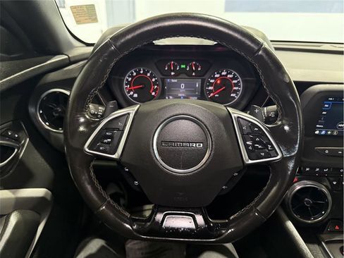 Used 2019 Chevrolet Camaro LT image 22