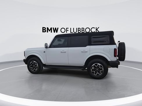 Used 2023 Ford Bronco Outer Banks image 6