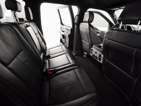 Used 2019 Ford F150 Lariat image 24