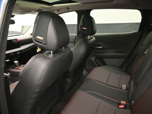 New 2026 Nissan Kicks SR w/ SR Premium Package image 2