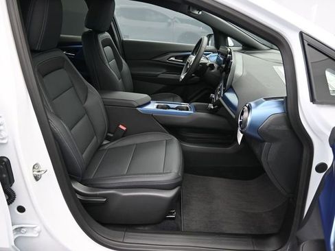 New 2026 Chevrolet Equinox EV LT FWD image 34