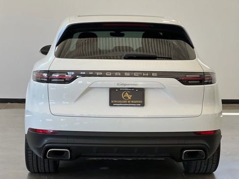 Used 2020 Porsche Cayenne image 6