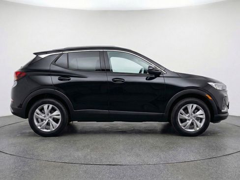 Used 2025 Buick Encore GX Preferred FWD image 11